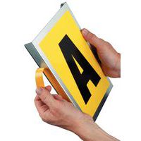 Klebebandbefestigung