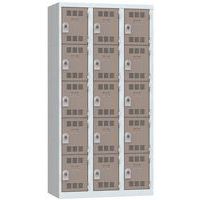 Spinde mit mehreren Fächern