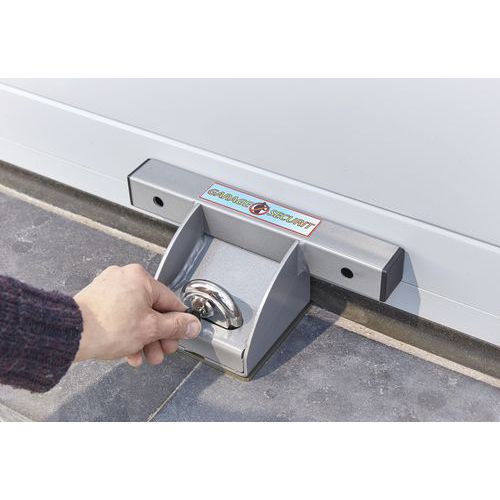 Einbruchschutz für Garagentor Manutan Deutschland